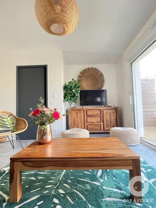 .La Villa Sablaise. Maison Avec Place De Parking Au Coeur Du Quartier Arago Les Sables-dʼOlonne Екстериор снимка